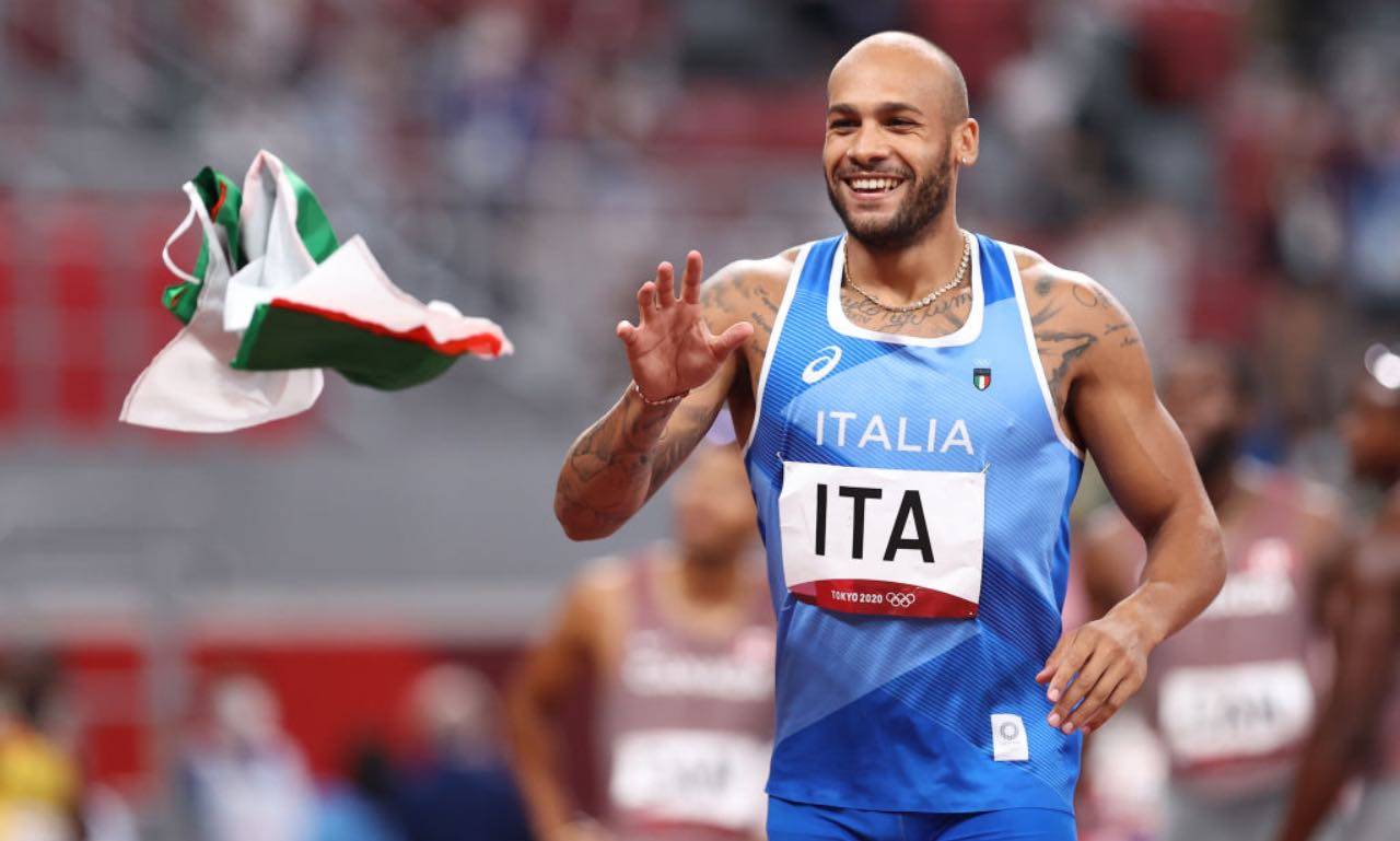 Jacobs lancia la bandiera dell'Italia 