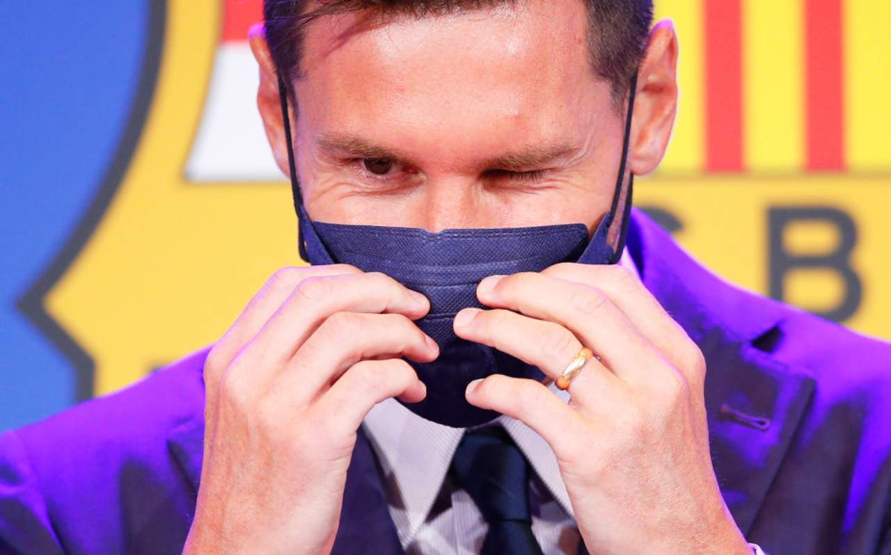 Messi fa l'occhiolino