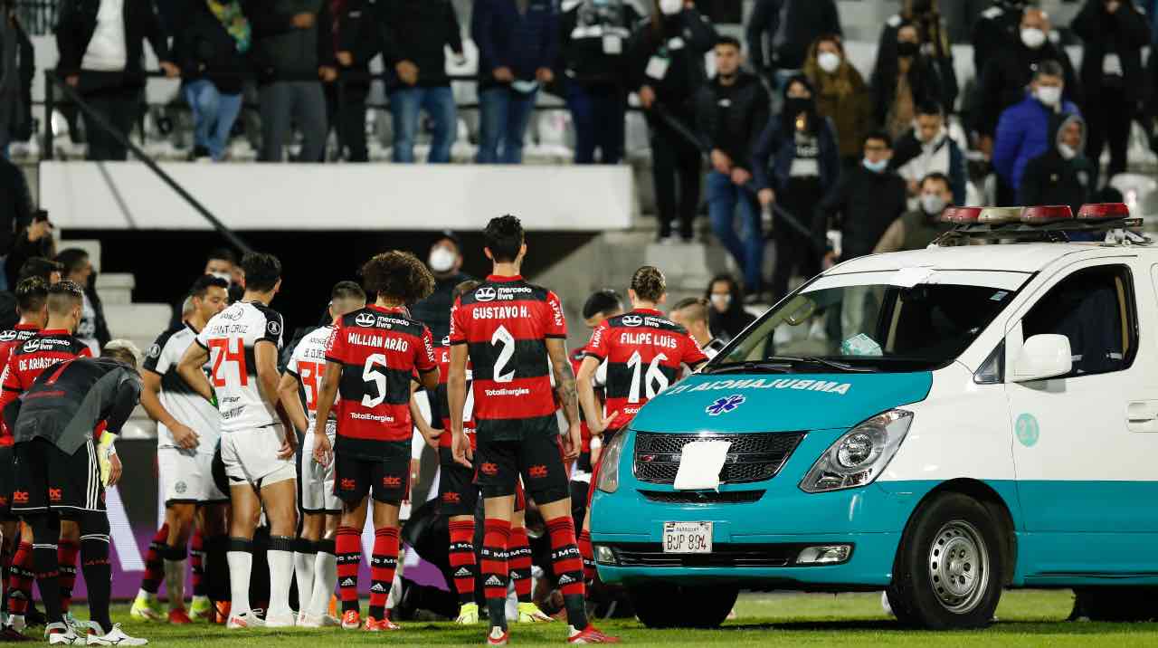 ambulanza in campo