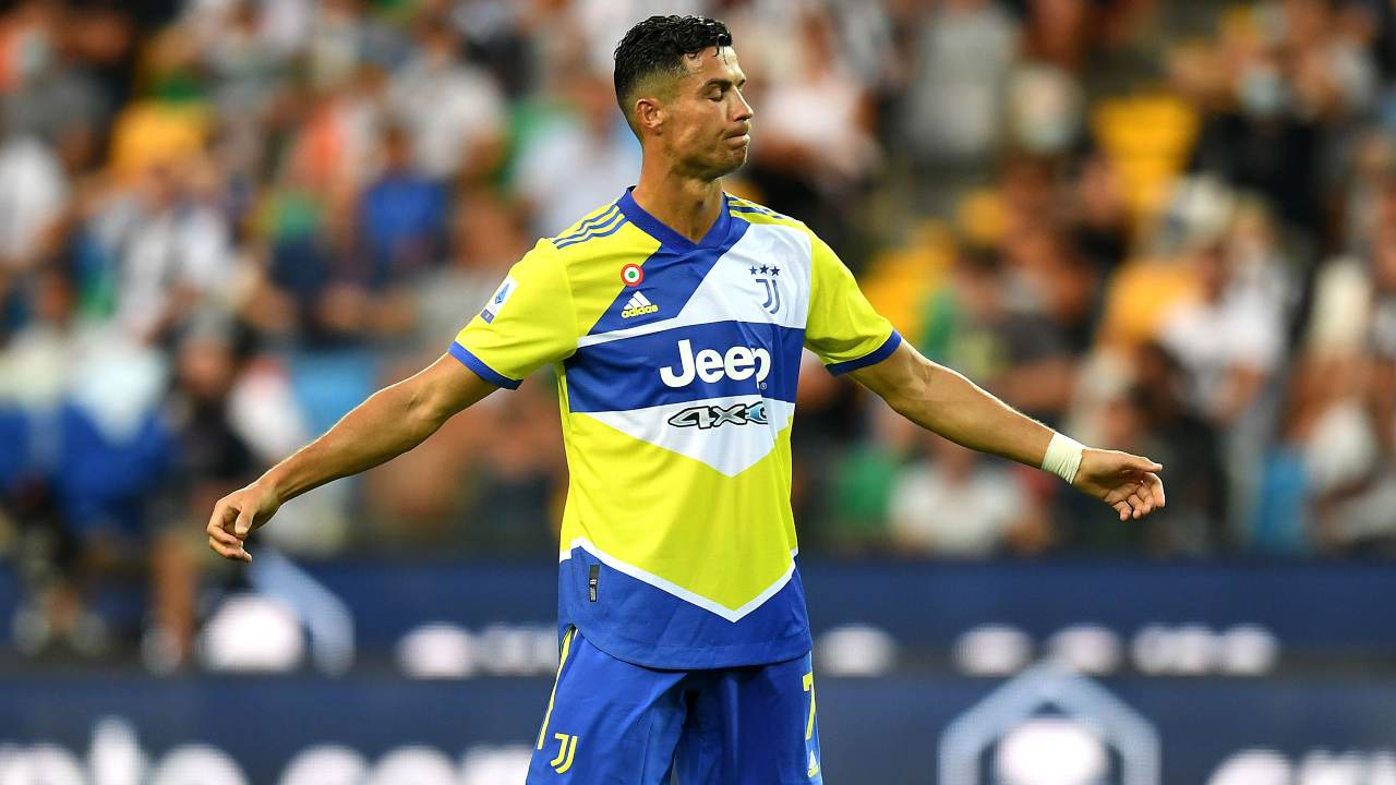 Ronaldo infortunio allenamento botta braccio