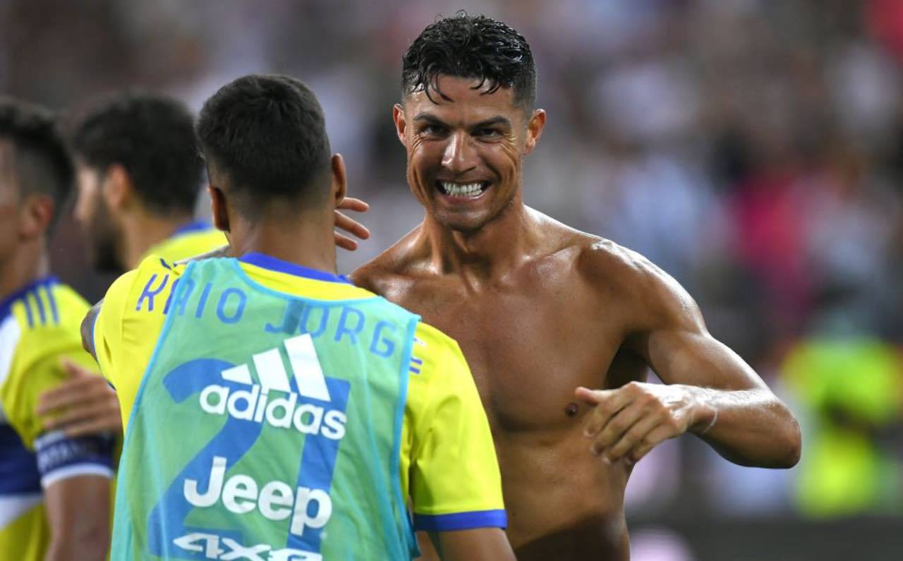 Ronaldo abbraccia Kaio Jorge, Juventus