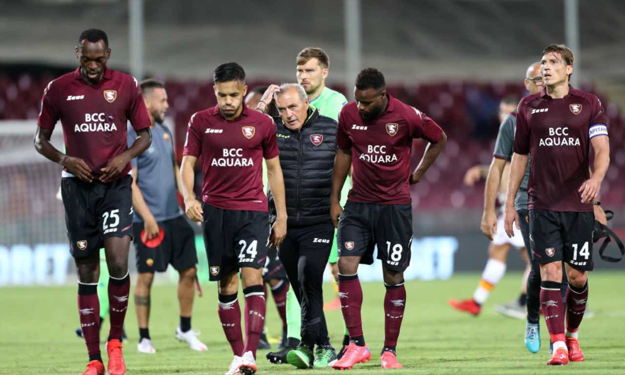 Castori esce dal campo con la Salernitana 