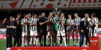 La Juventus alza il Trofeo Berlusconi