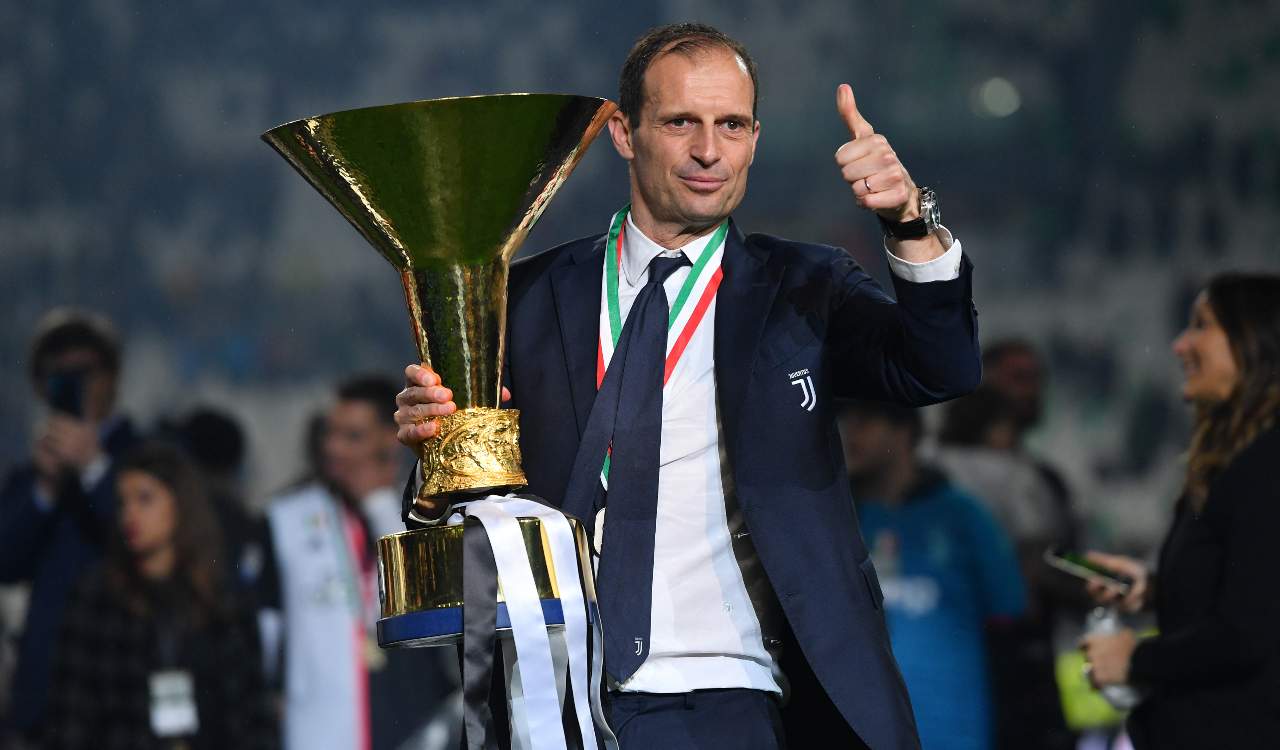Allegri con lo Scudetto
