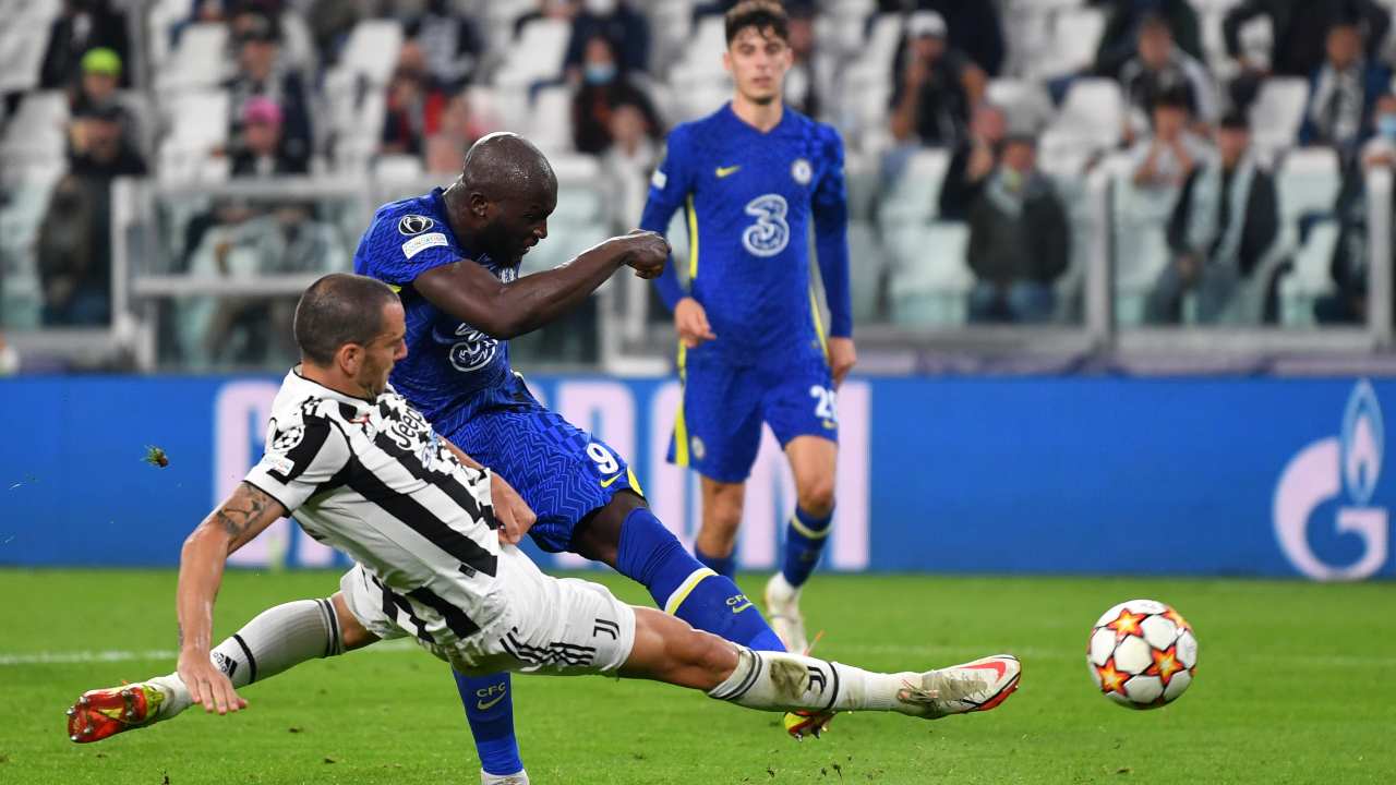 Bonucci contrasta Lukaku