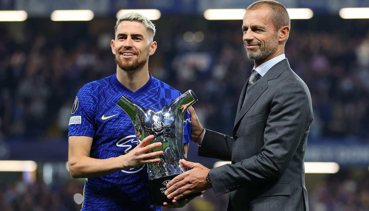 Ceferin premia Jorginho