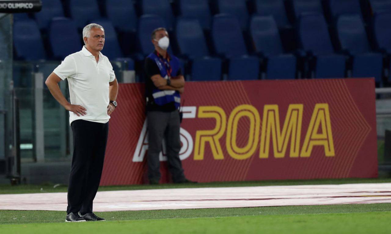 Mourinho sulla panchina della Roma