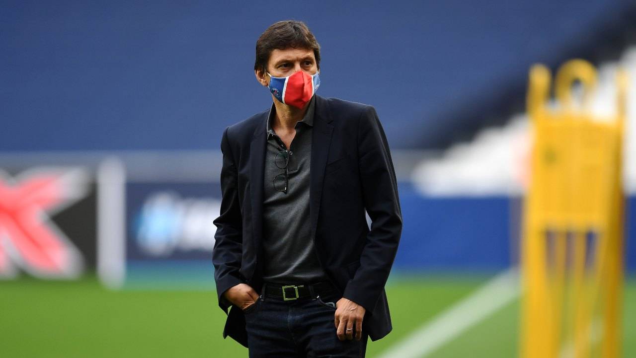 Leonardo con la mascherina del PSG