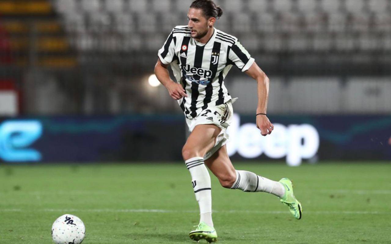 Rabiot in campo con la Juventus 