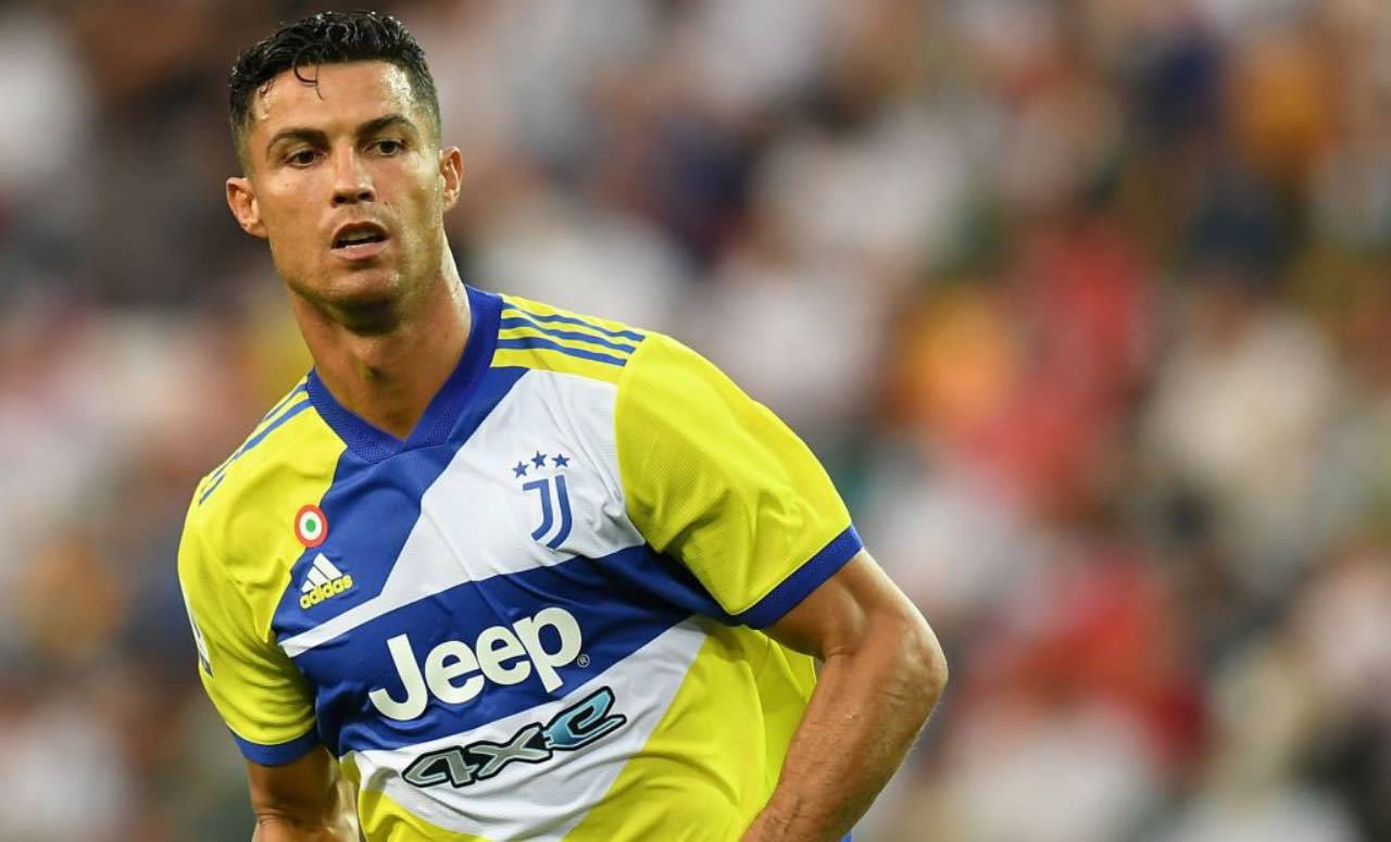 Ronaldo con la divisa della Juventus