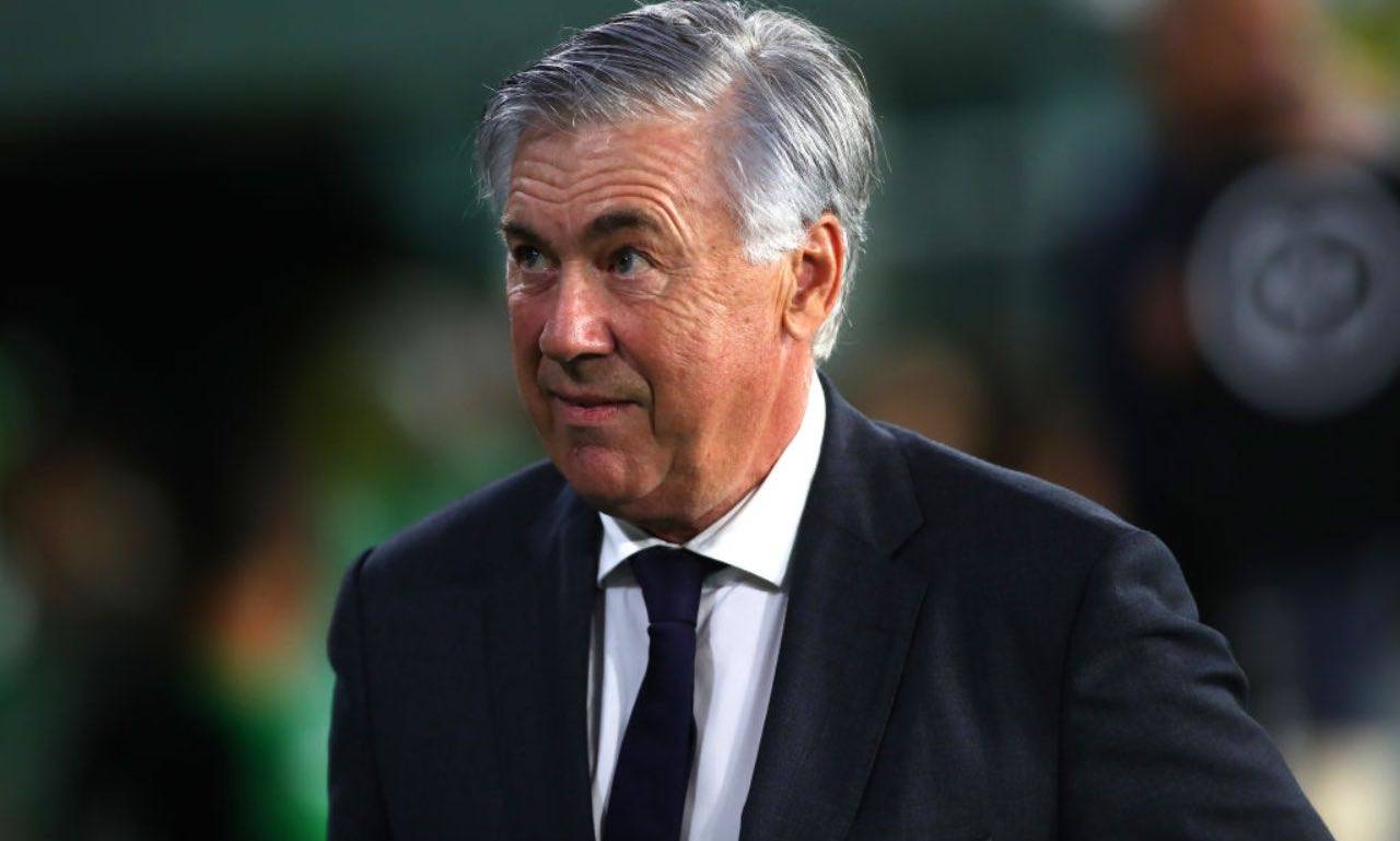 Ancelotti durante Betis-Real Madrid 