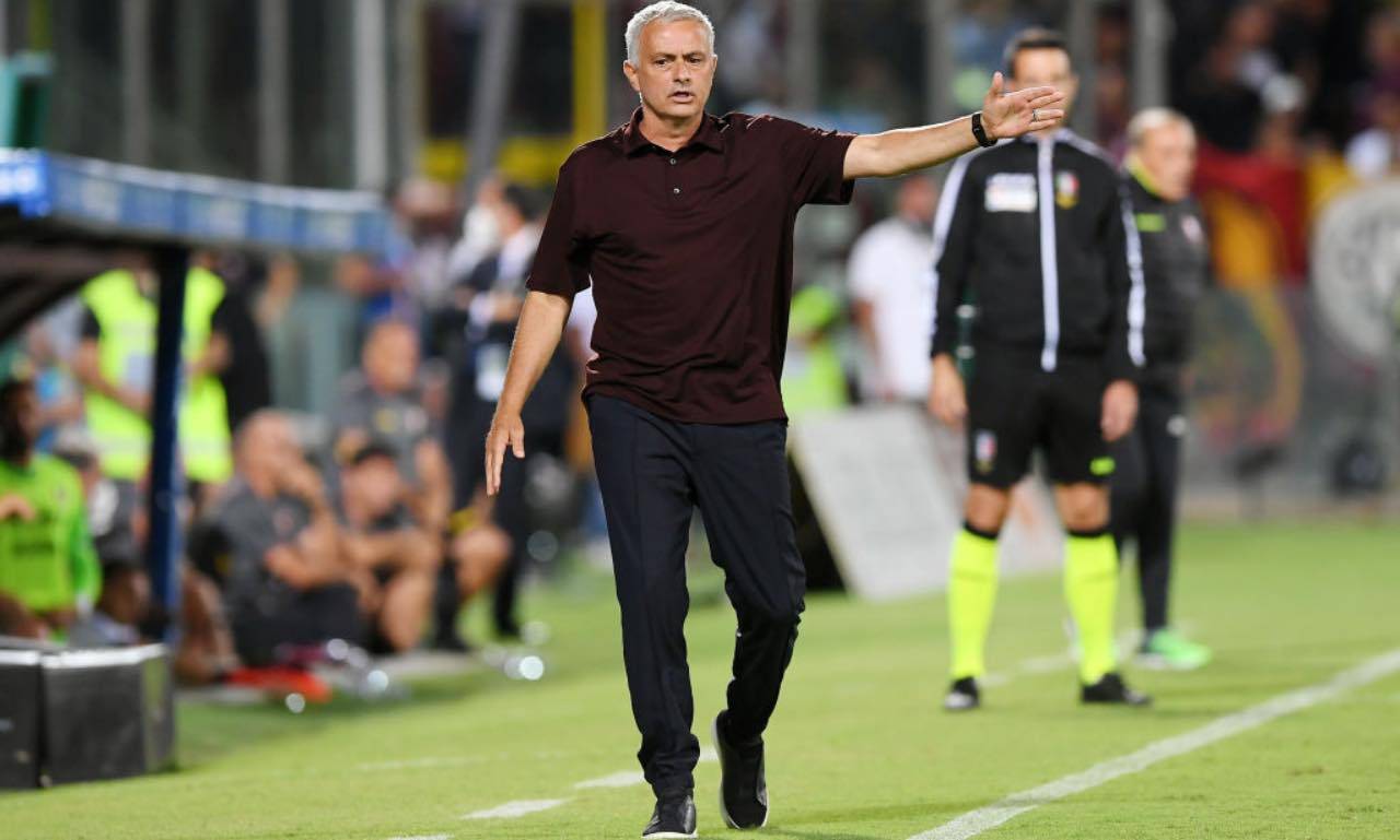 Mourinho in Salernitana-Roma