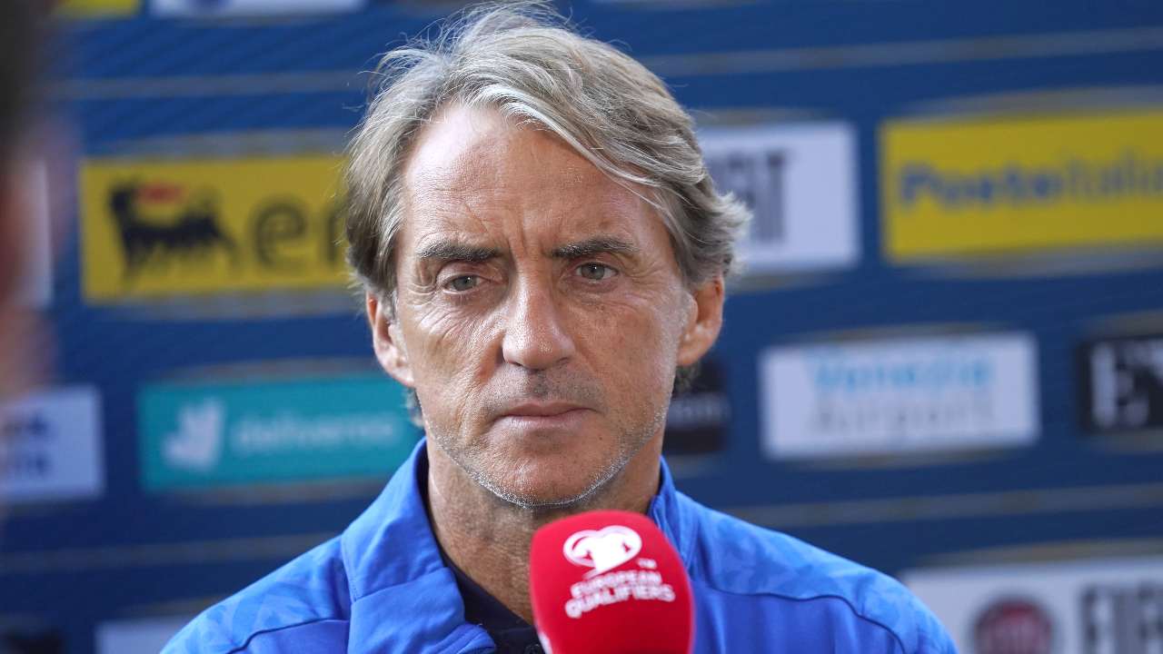 Mancini al microfono