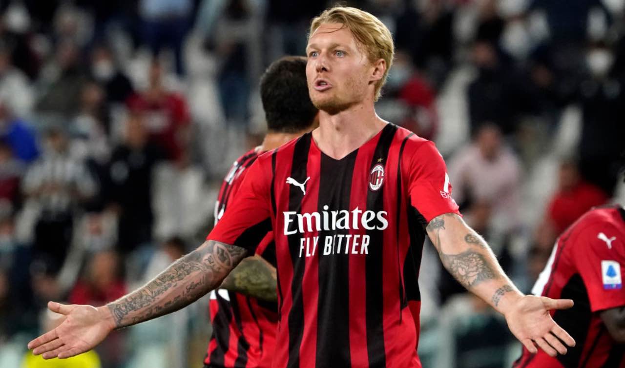 Simon Kjaer in Juventus-Milan 