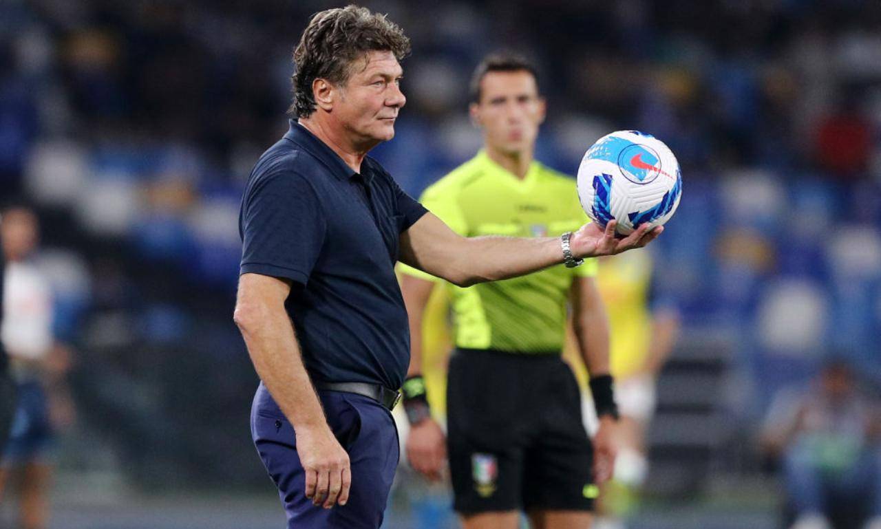 Mazzarri ha il pallone in mano 