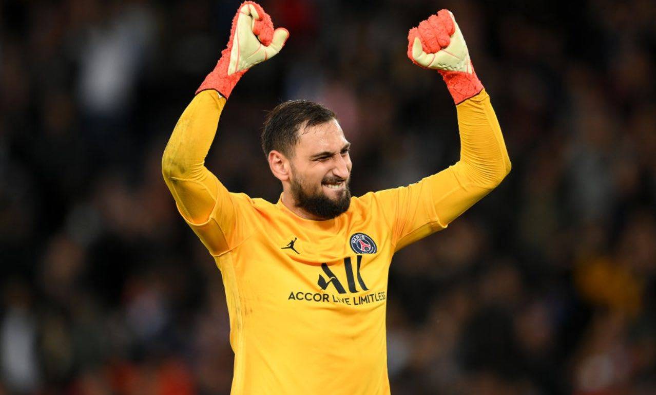 Donnarumma esulta in PSG-City