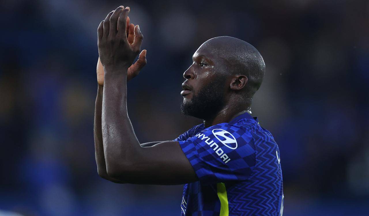 Lukaku applaude