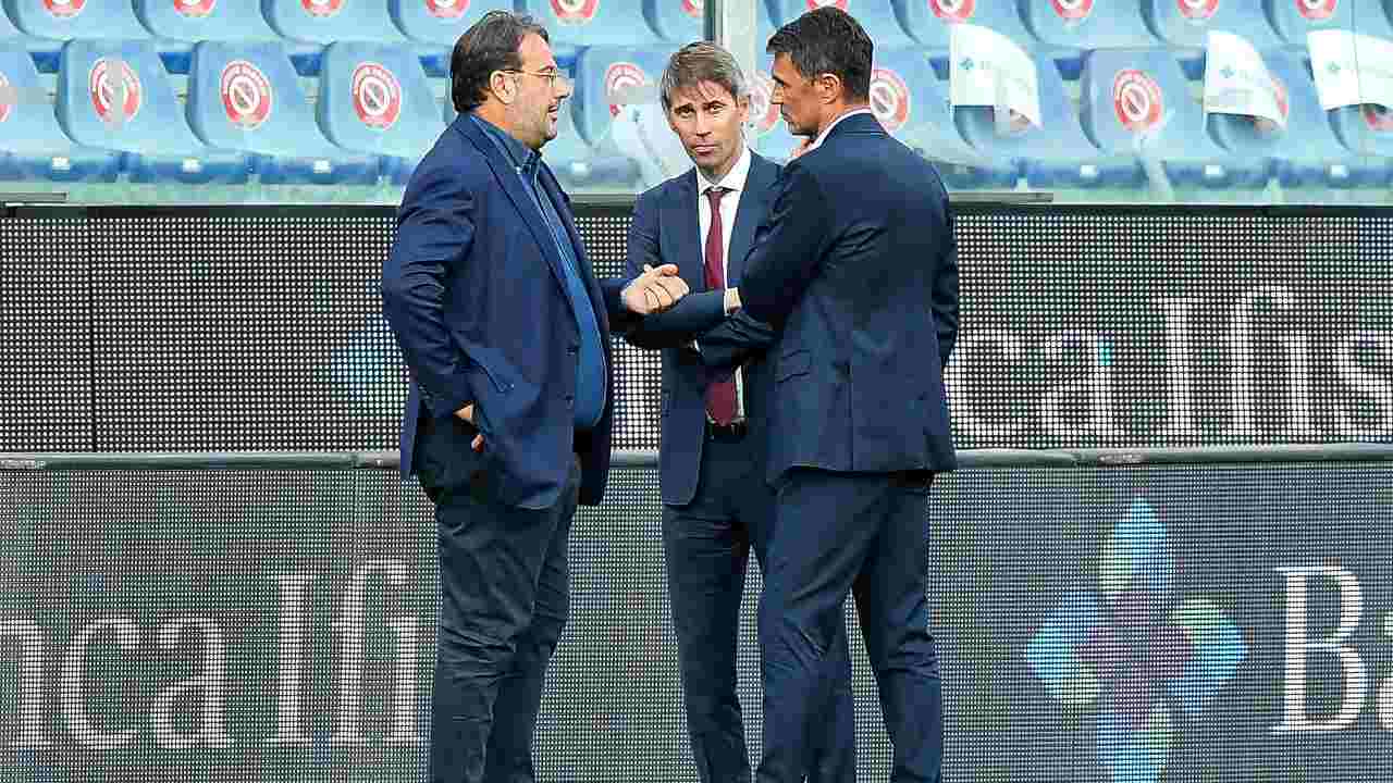 Maldini conversa con Faggiano e Massara