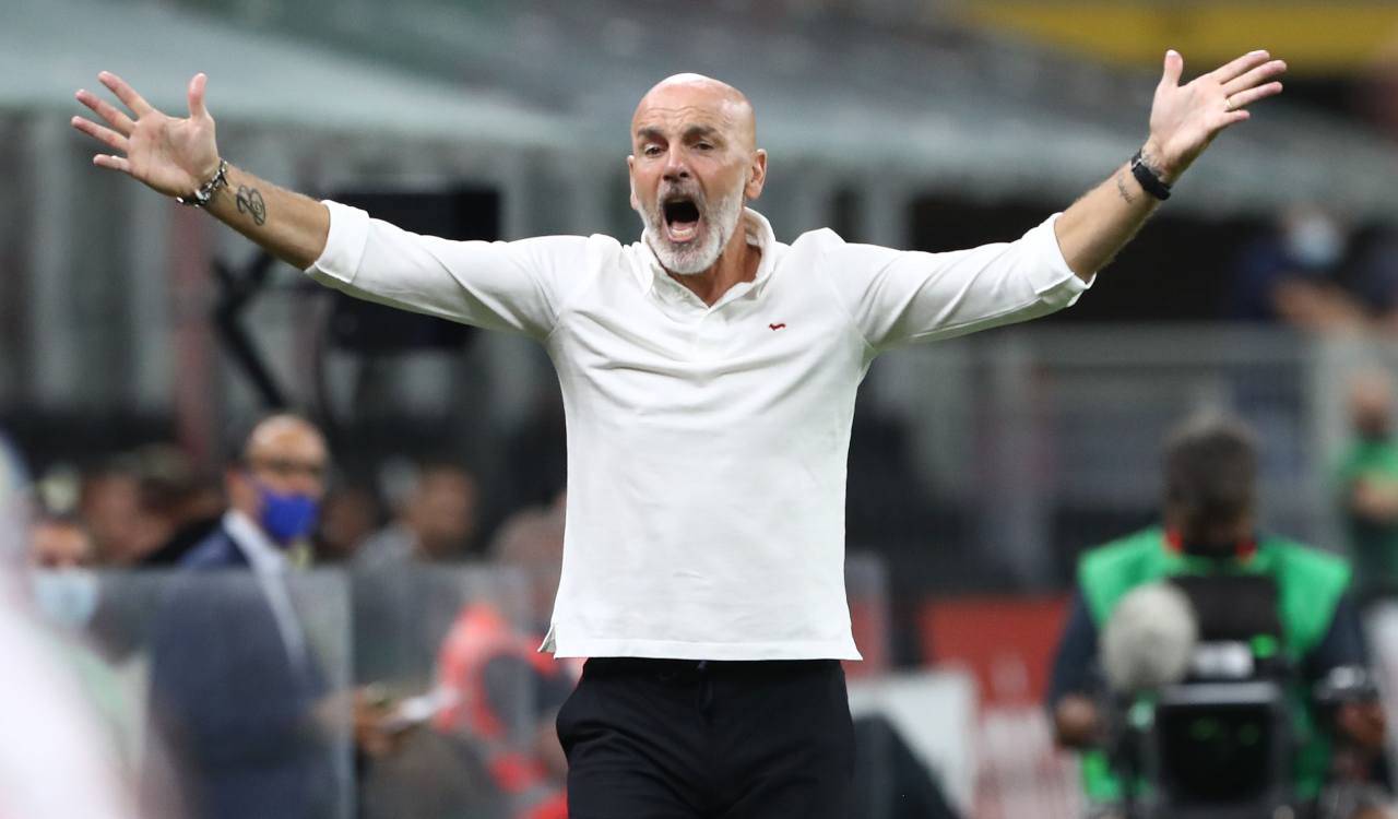 Pioli che urla in panchina