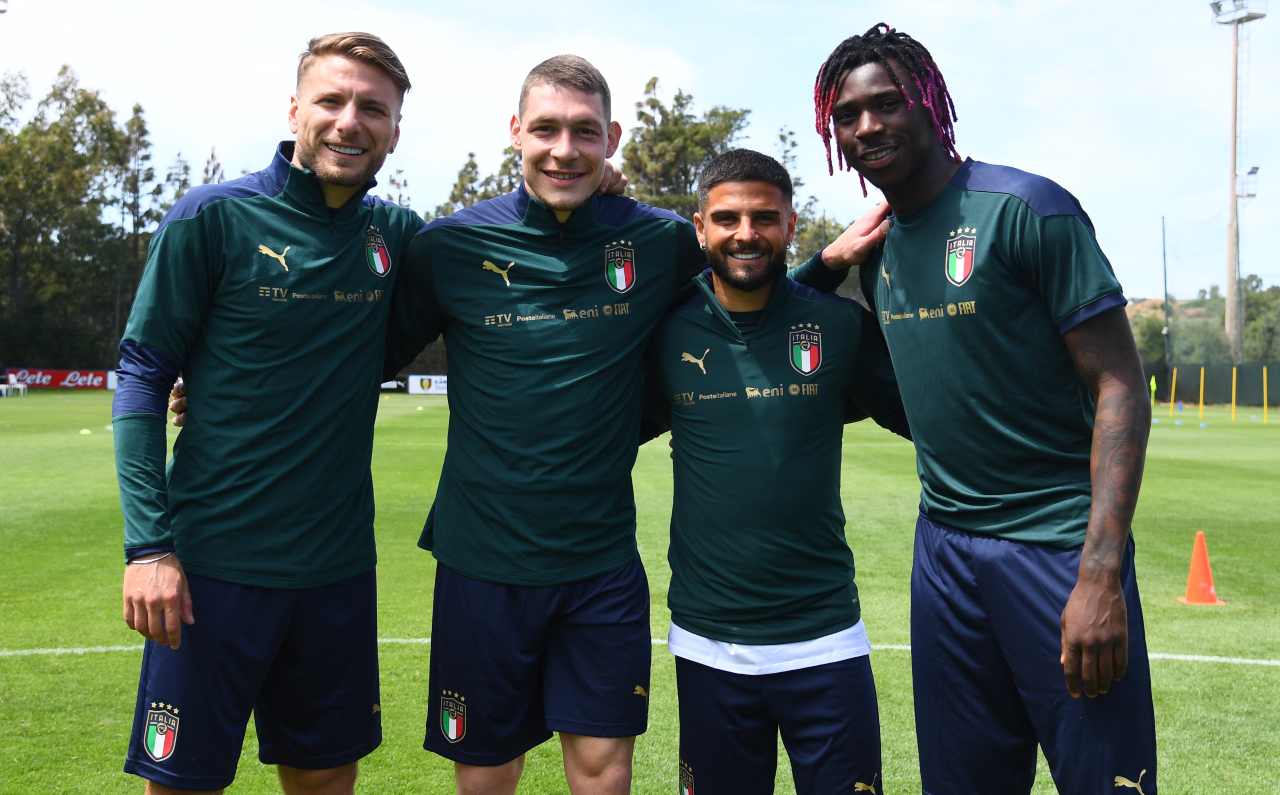 Immobile, Belotti, Insigne e Kean con la divisa da allenamento dell'Italia campione d'Europa