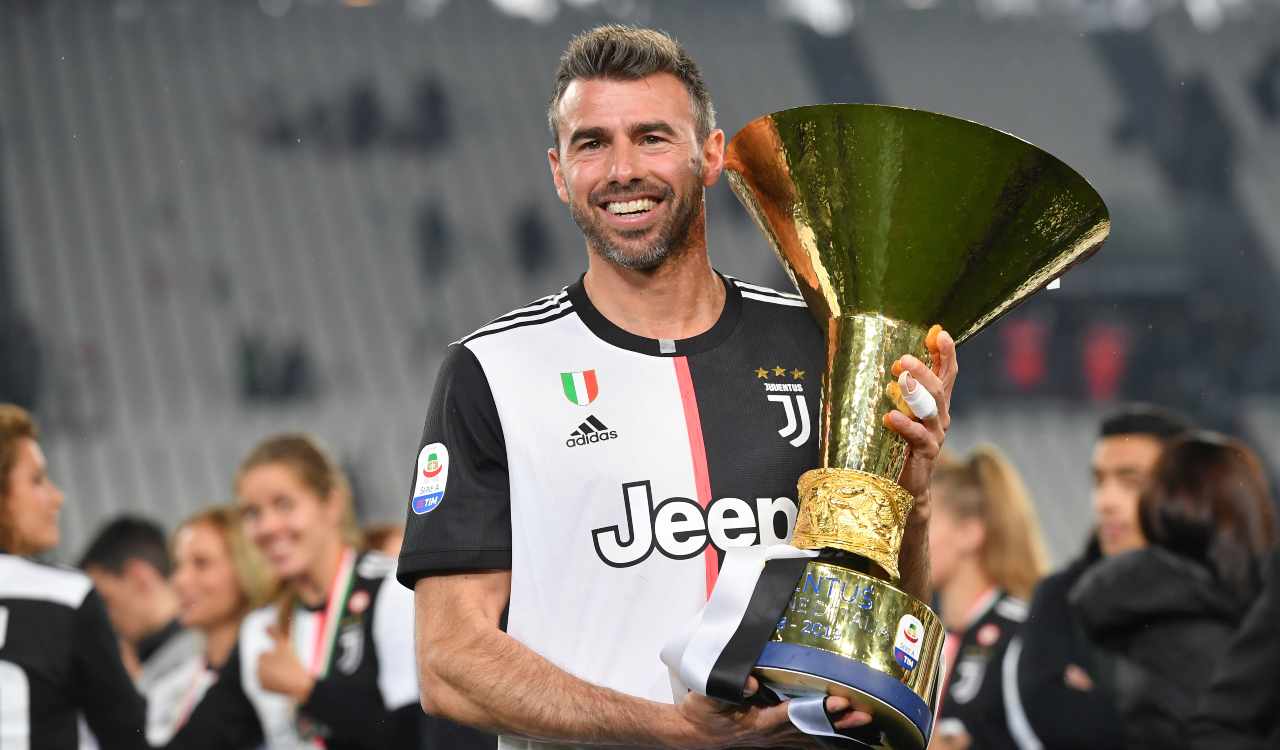Barzagli con lo Scudetto