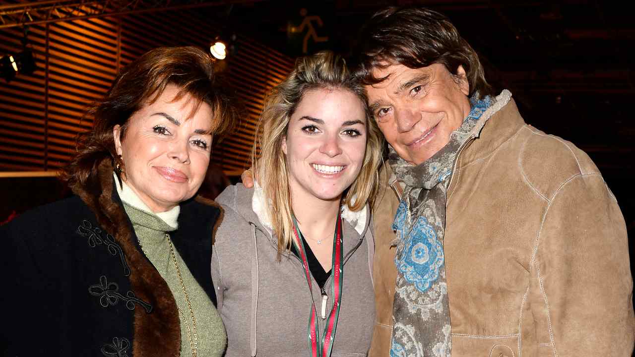 Tapie posa con la famiglia in occasione di un evento Gucci nel 2013