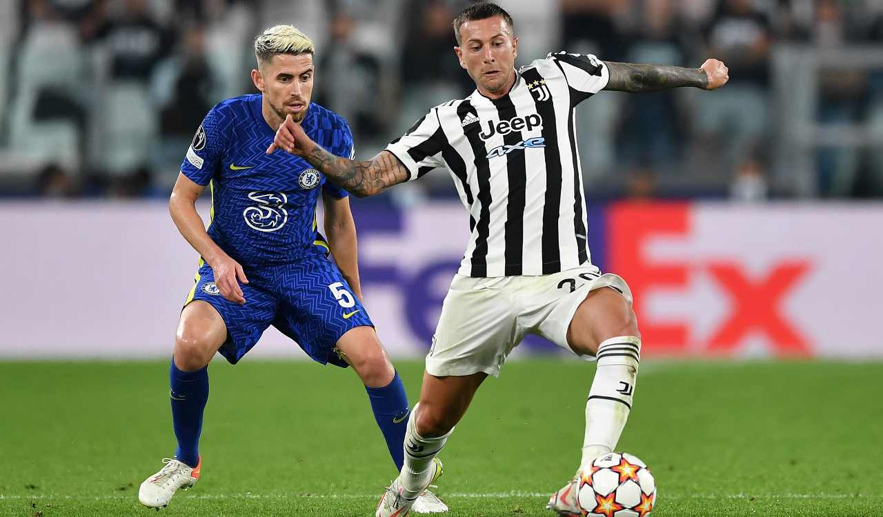 Bernardeschi contro Jorginho