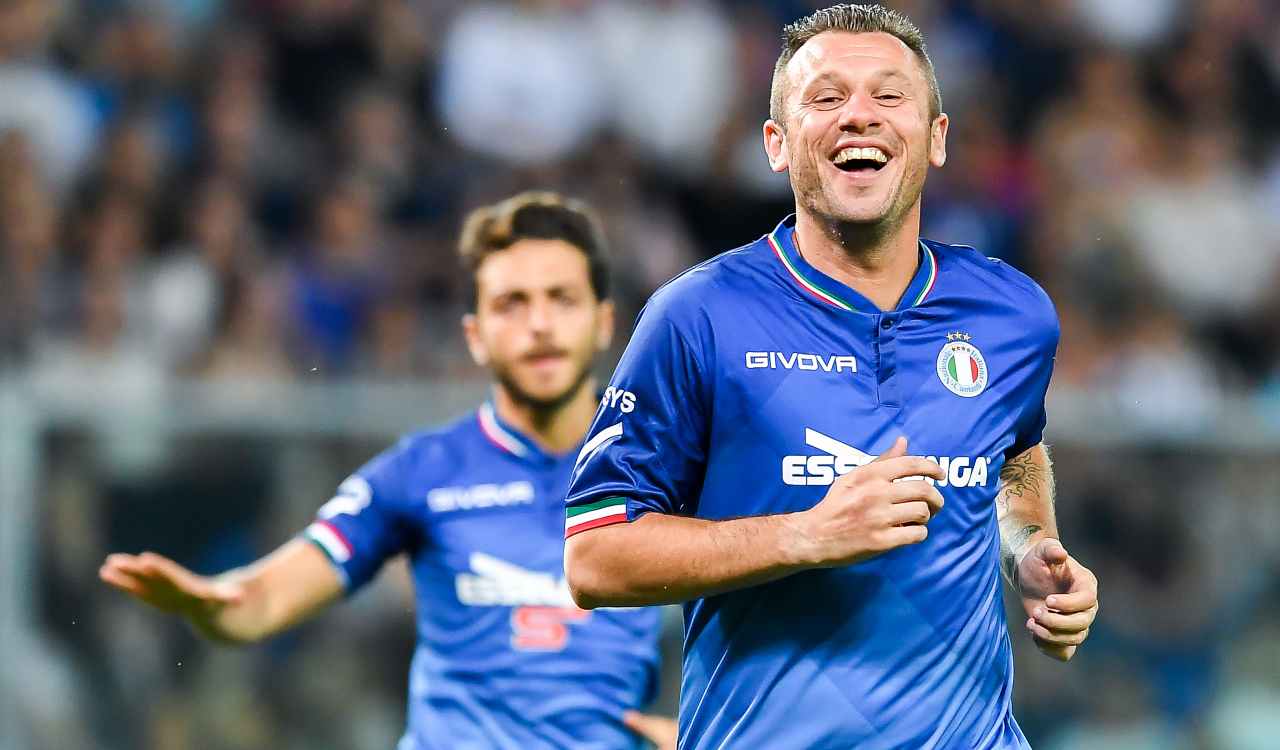 Cassano corre in campo