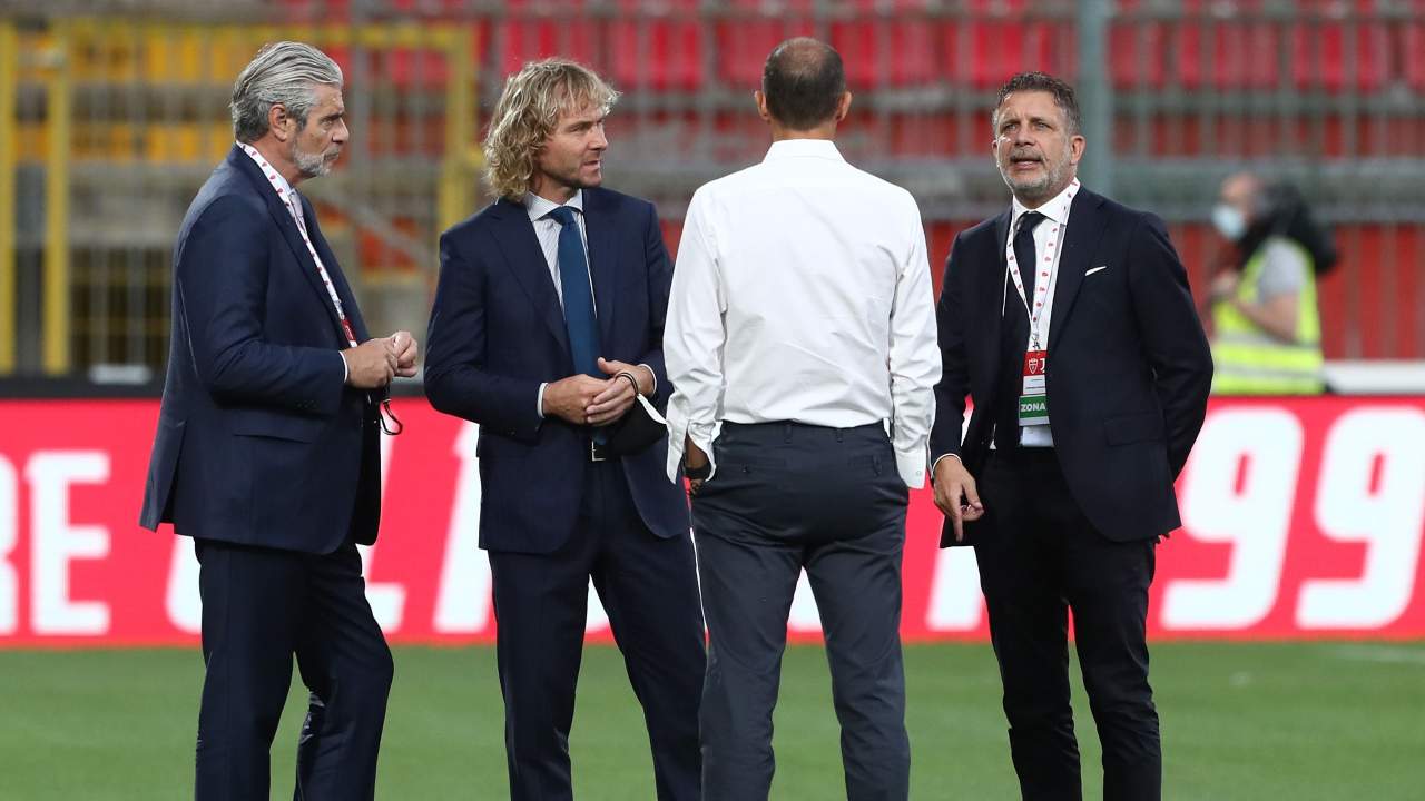 Cherubini a colloquio con Arrivabene, Nedved e Allegri (Getty Images)