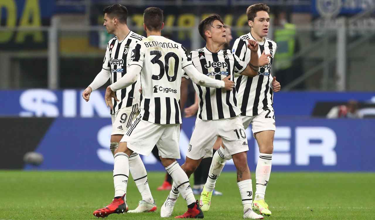 Dybala esulta