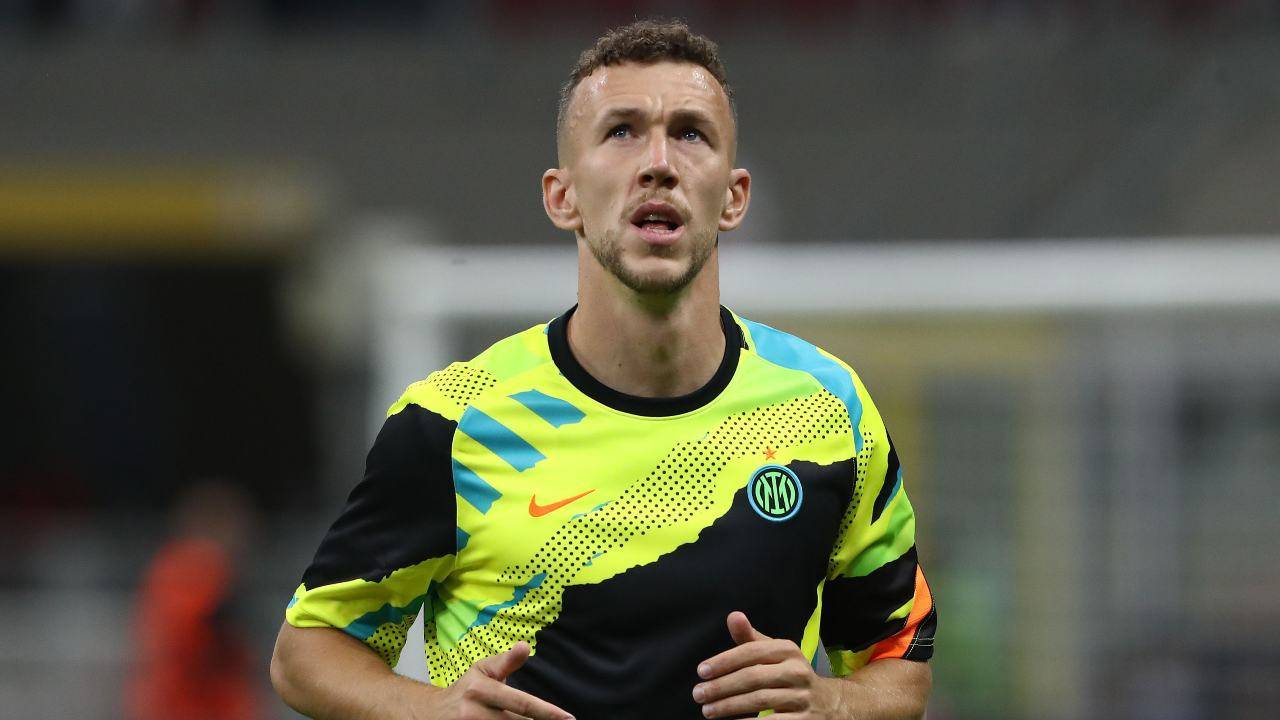 Perisic corre Inter