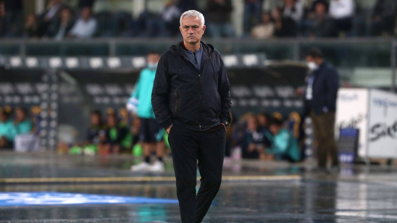 Mourinho preoccupato Roma