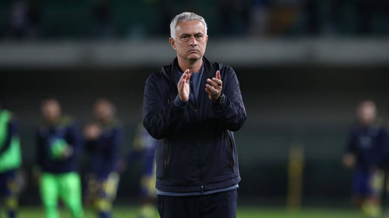 Mourinho applaude Roma