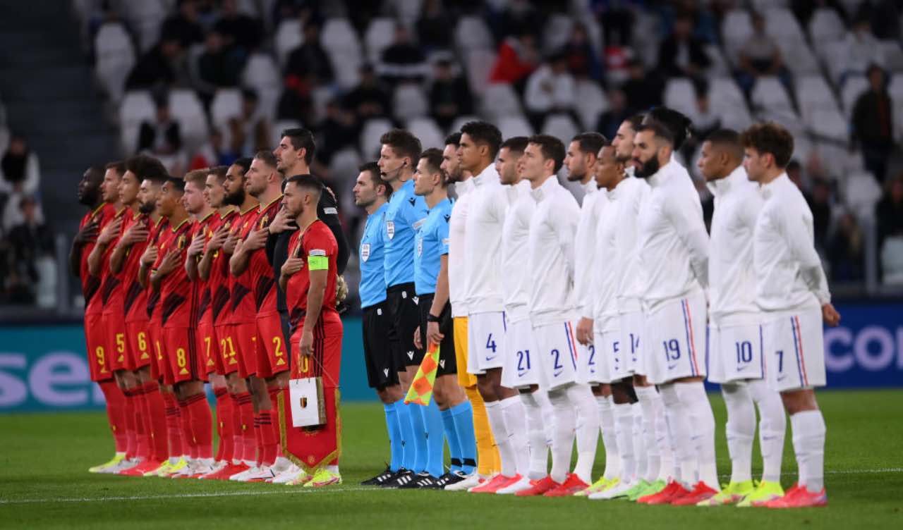 Belgio-Francia, giocatori schierati in campo 