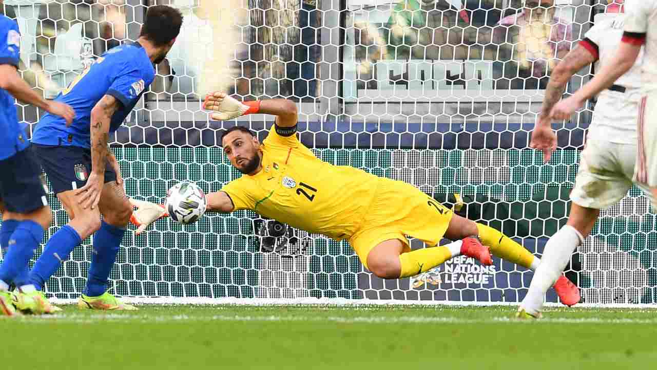 Gigio Donnarumma in azione