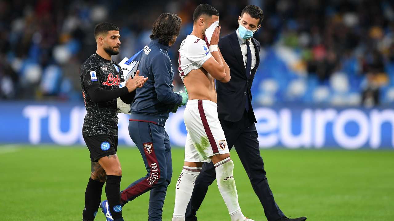 Rolando Mandragora esce in lacrime