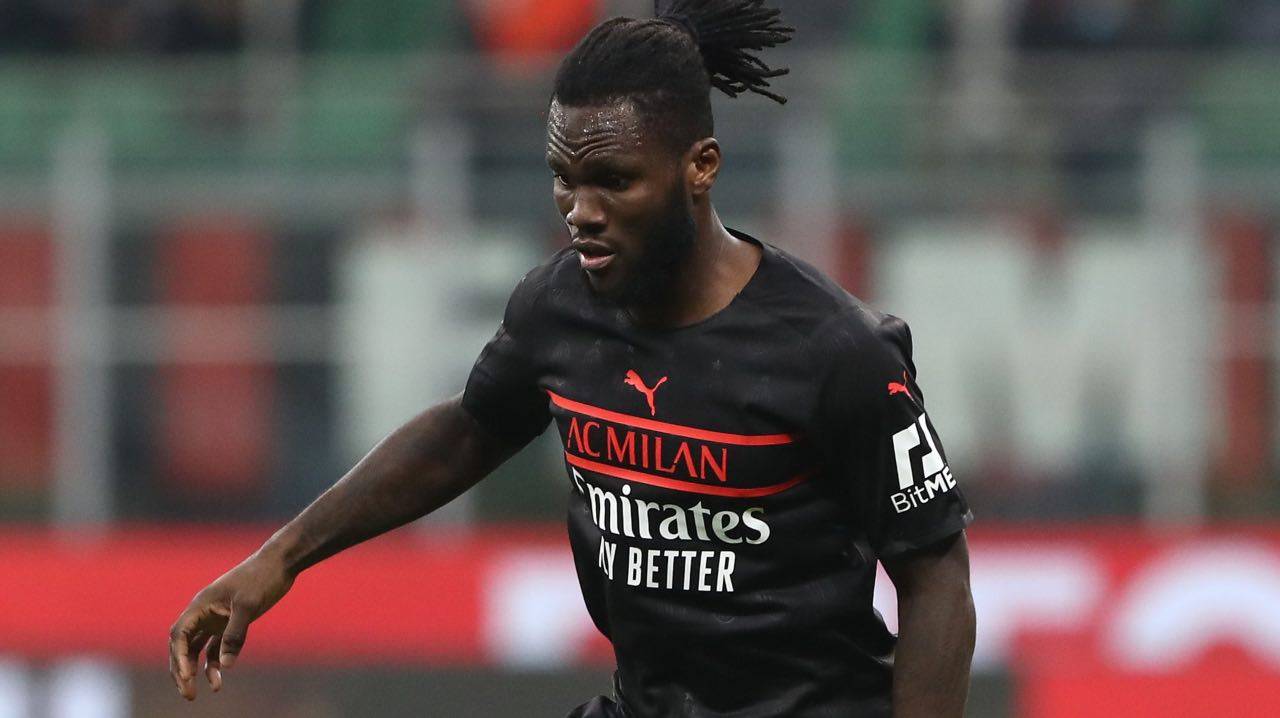 Kessie in campo con il Milan