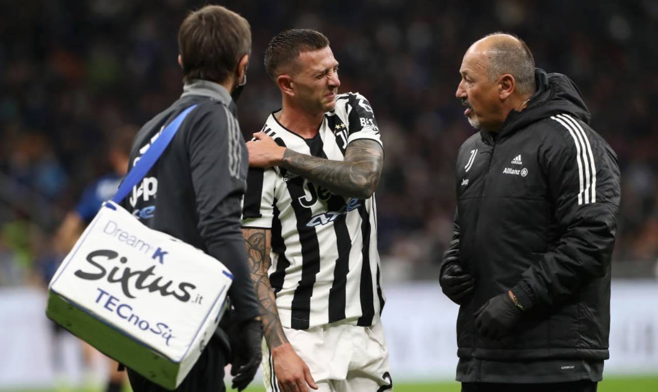 Infortunio alla spalla per Bernardeschi in Inter-Juventus