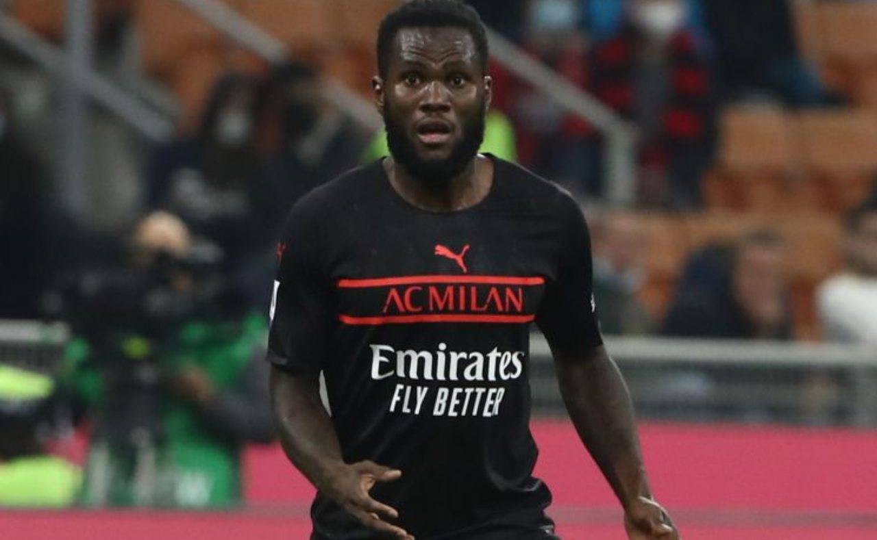 Kessie aspetta il pallone 