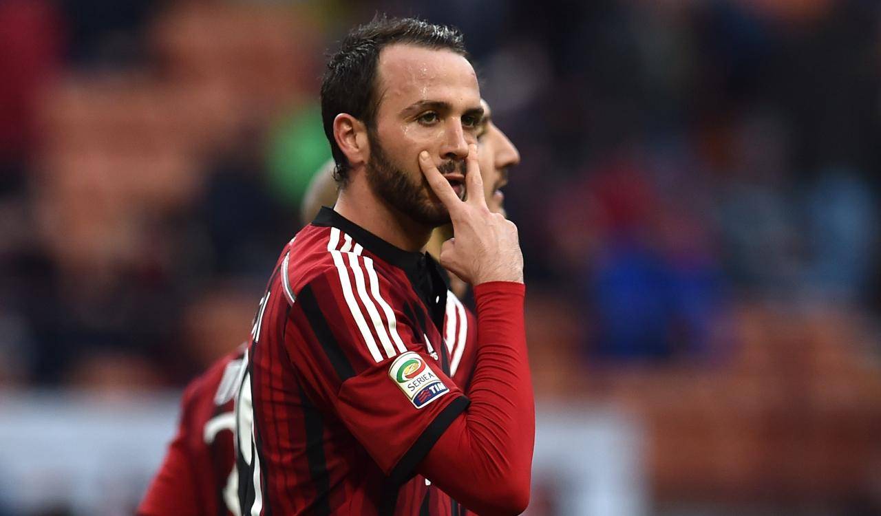 Pazzini con la maglia del Milan