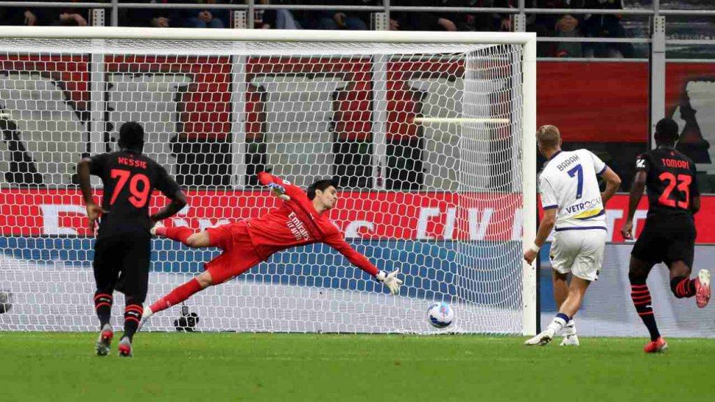 Milan-Hellas Verona, rigore di Barak