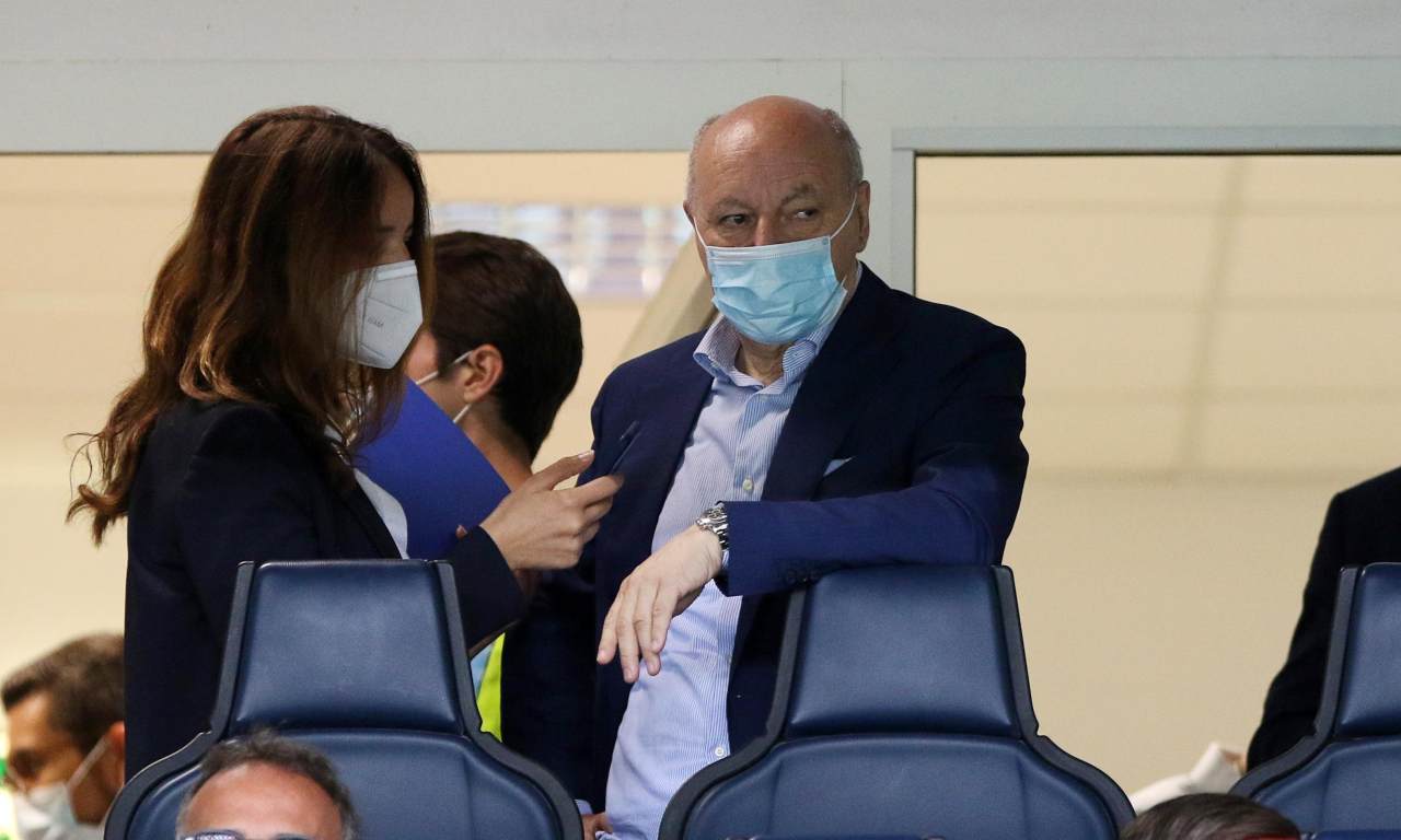 Marotta con mascherina