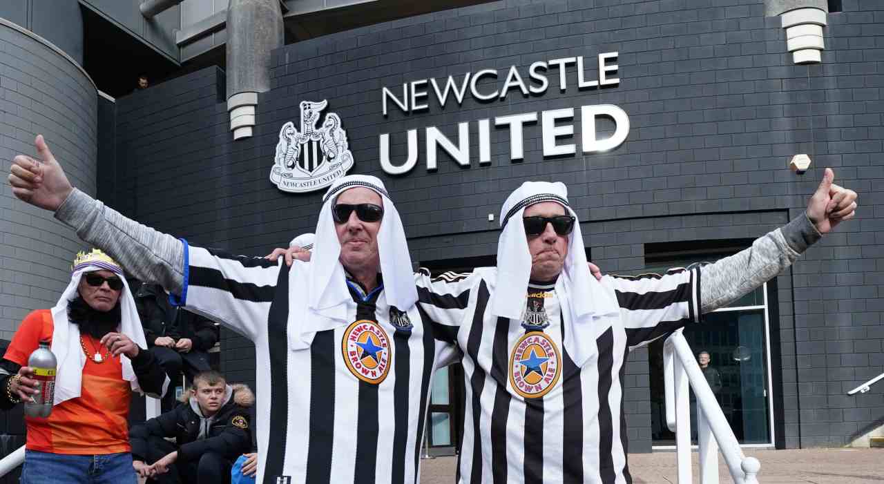 Newcastle tifosi Premier