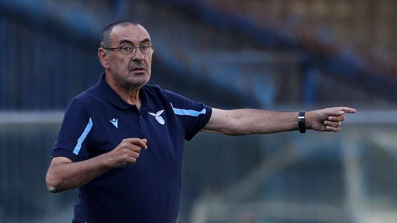 Sarri indica il campo Lazio