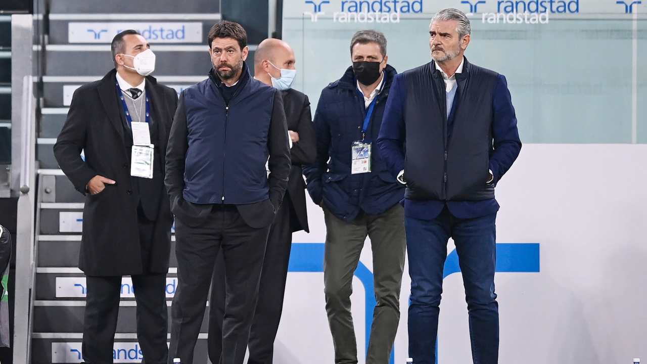 Agnelli e Arrivabene a bordocampo Juventus