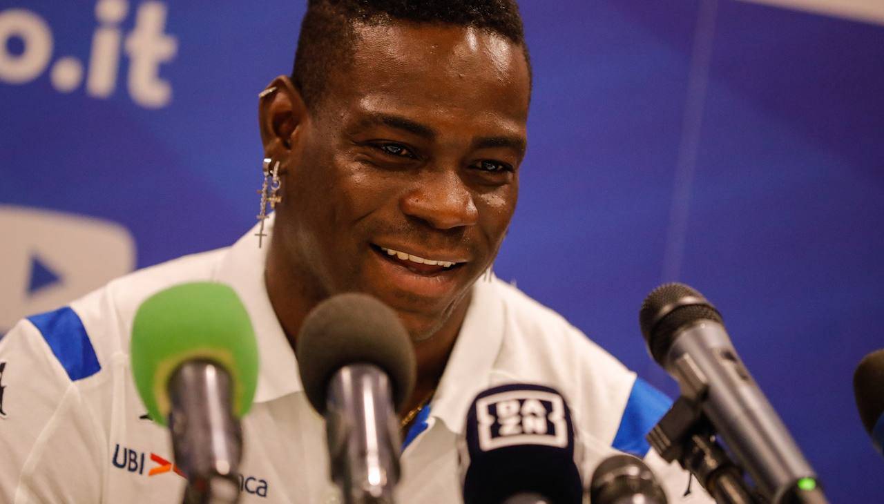 Balotelli parla in conferenza stampa