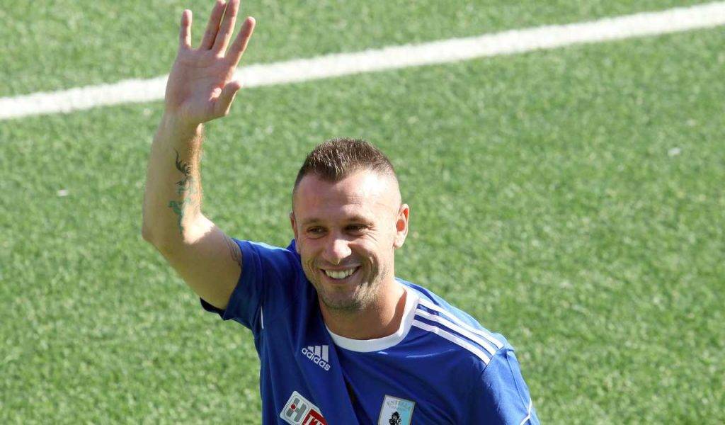 Cassano saluta in campo