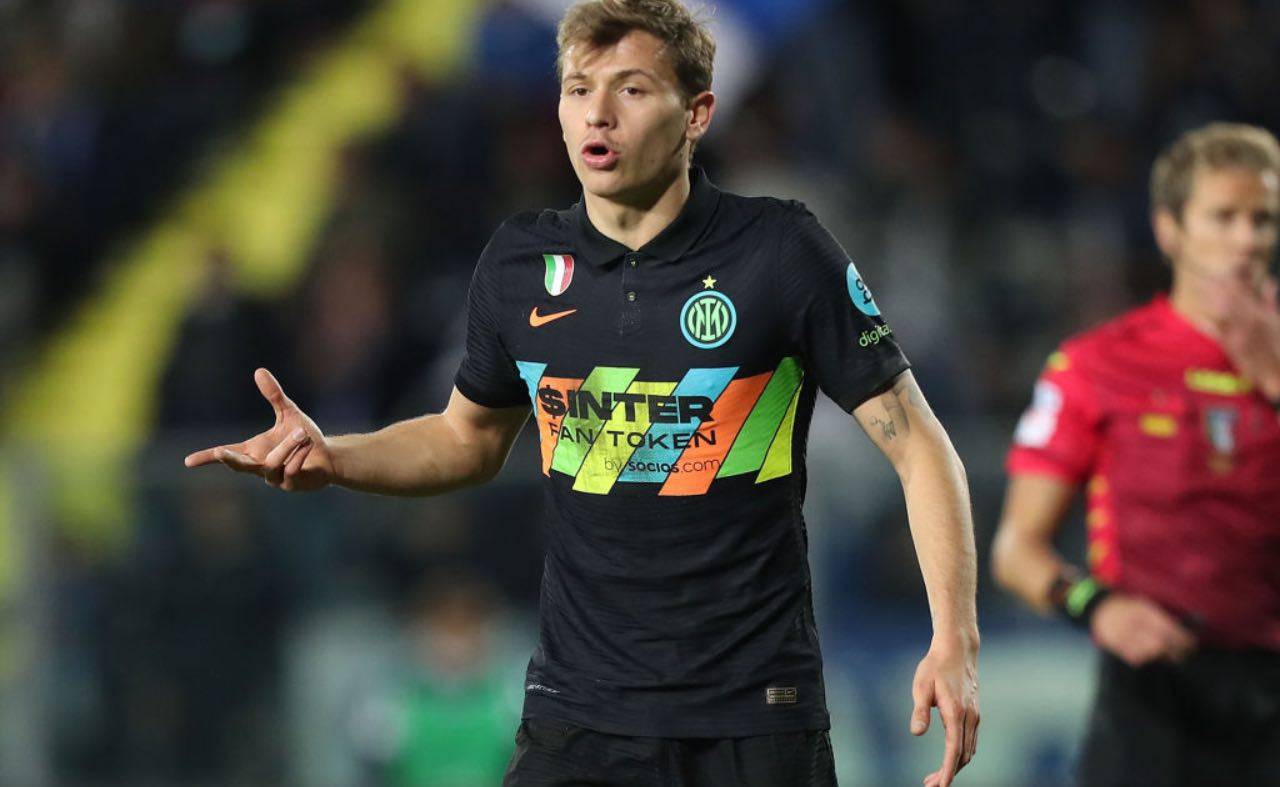 Nicolò Barella in campo con l'Inter 