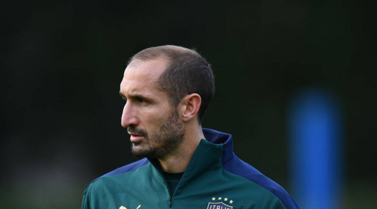 Chiellini durante gli allenamenti dell'Italia