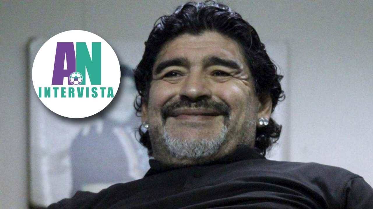 Maradona sorride